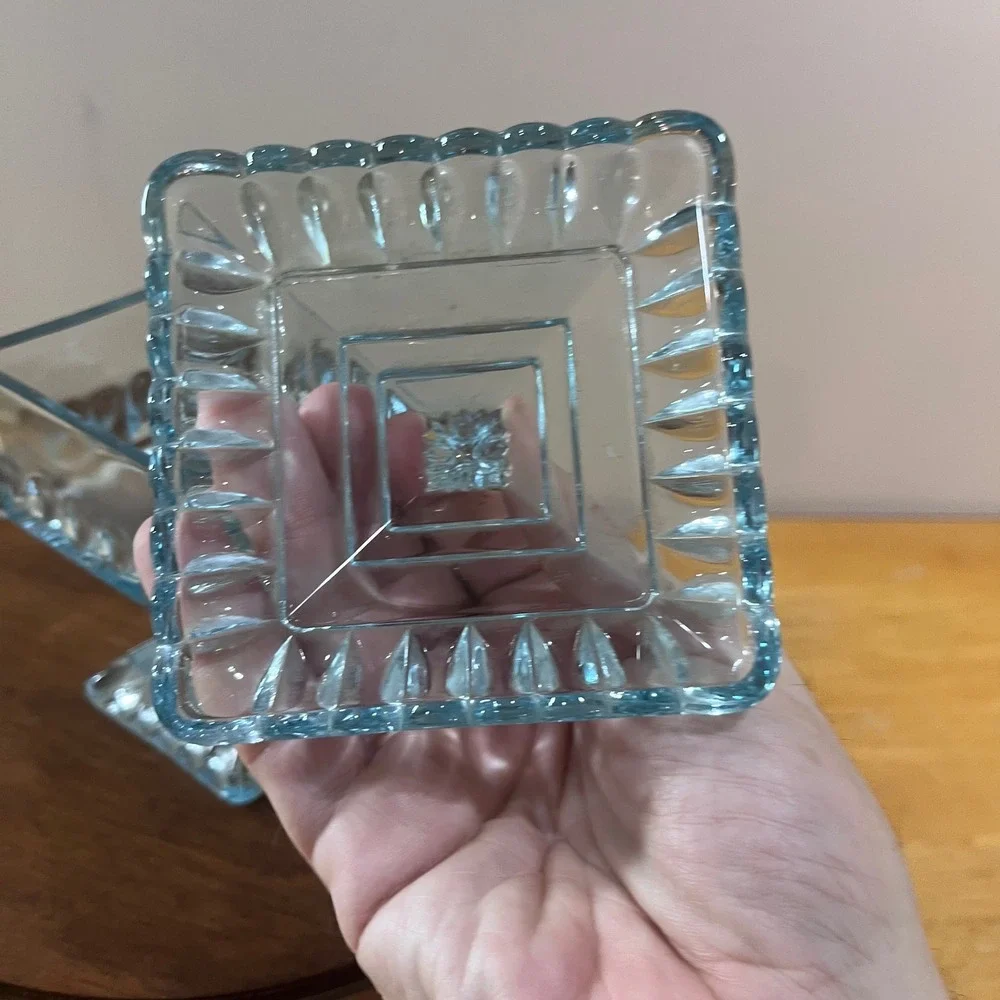 Vtg Jeanette Light Blue Aqua Pressed Glass Pedestal Wedding Cake Box Candy Dish